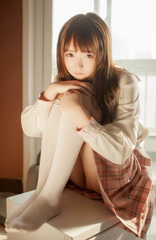 顔が可愛い子が脱いでたりしてるエロ画像の画像51