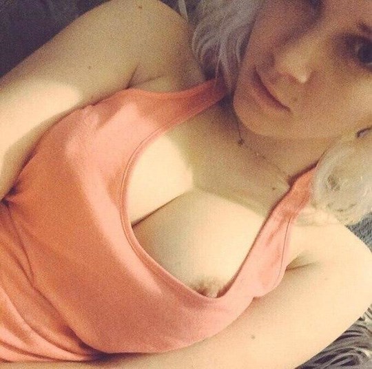 ロシア美女のエロい自撮りが胸も尻もでかくてヤバイwwwの画像106