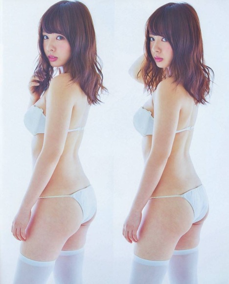 山田菜々のセクシーな水着姿ではちゃめちゃに乱れて朝までやりたい件18