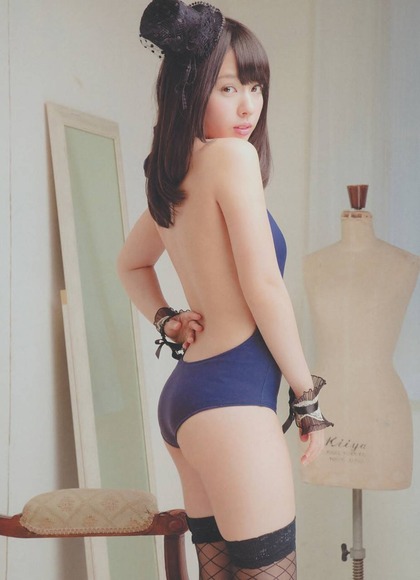 山田菜々のセクシーな水着姿ではちゃめちゃに乱れて朝までやりたい件29