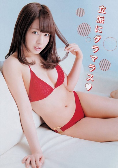 山田菜々のセクシーな水着姿ではちゃめちゃに乱れて朝までやりたい件35