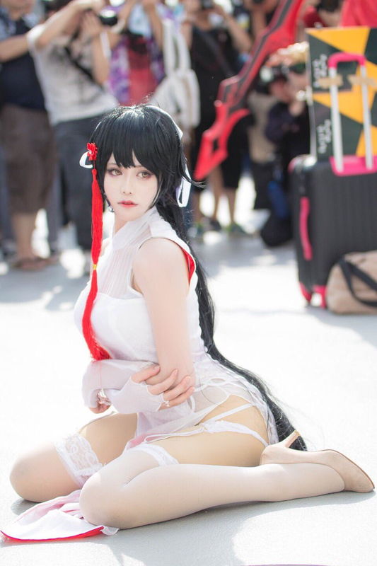 コミケC94でのコスプレイヤー達のエロいコスプレだけを集めてみましたwwの画像43