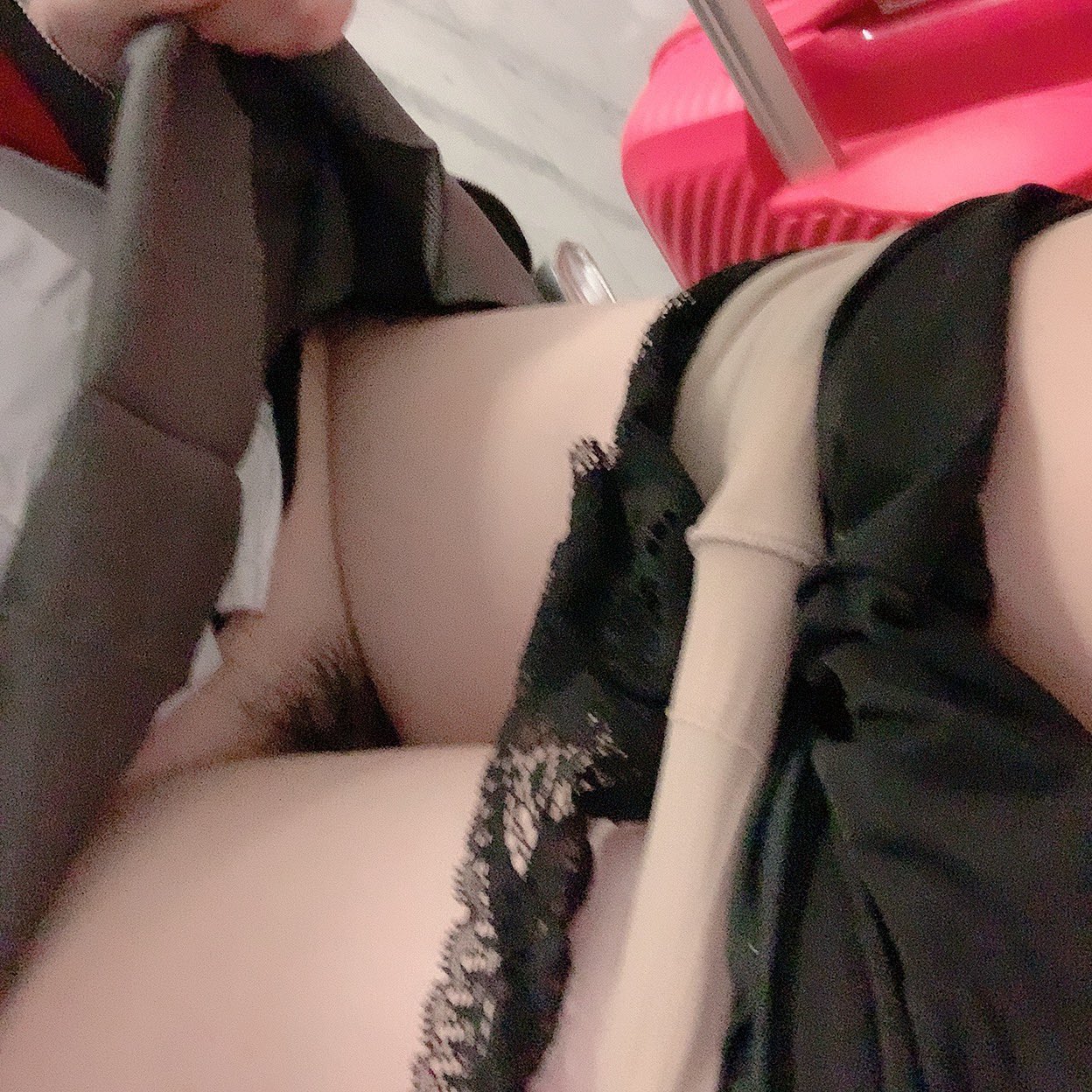 おまんこくぱぁ状態でオナニーしまくる奥さんエロすぎwwの画像14枚目
