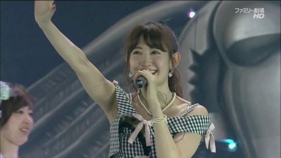 もうなんか臭ってきそうな芸能人にアイドルぺろぺろしたくなる脇フェチの為のエロ画像の画像95