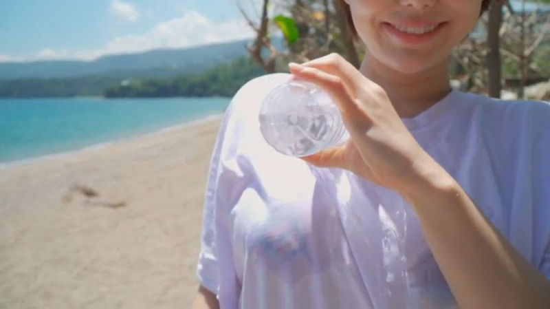 山本ゆうのHカップから横乳はみ出しまくりのイメージwwの画像12枚目