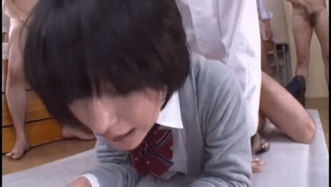 犯してる感が半端ない寝かせてバックのエロgifが抜ける!!!の画像22