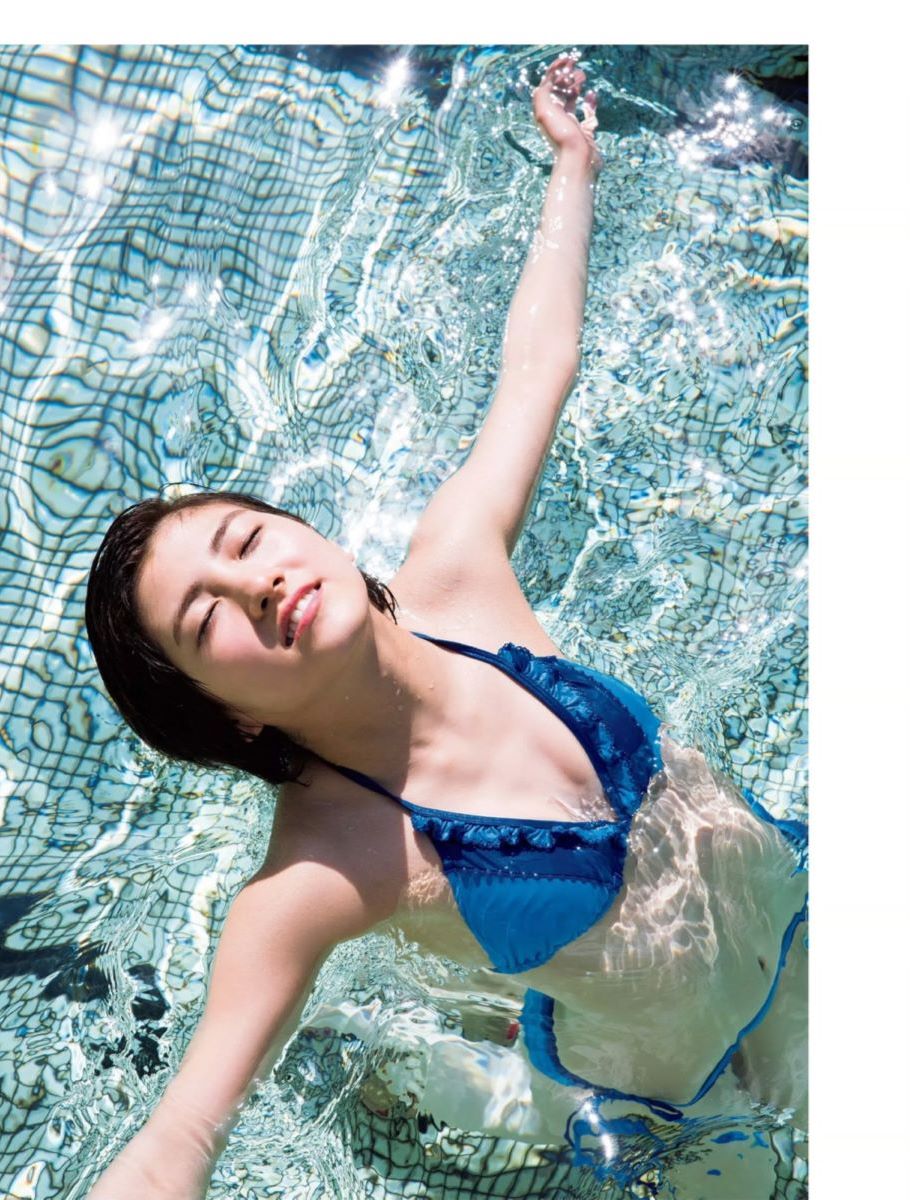 ショートになった岡田奈々の可愛いグラビア画像の画像29