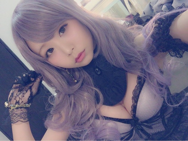 エロを武器にSNSで集客してるコスプレイヤー達の自撮り画像の画像33