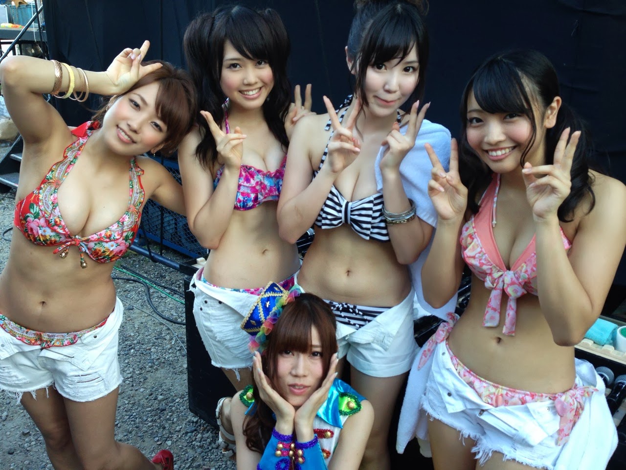海に行くのは面倒なんて人向けの素人水着画像まとめ9