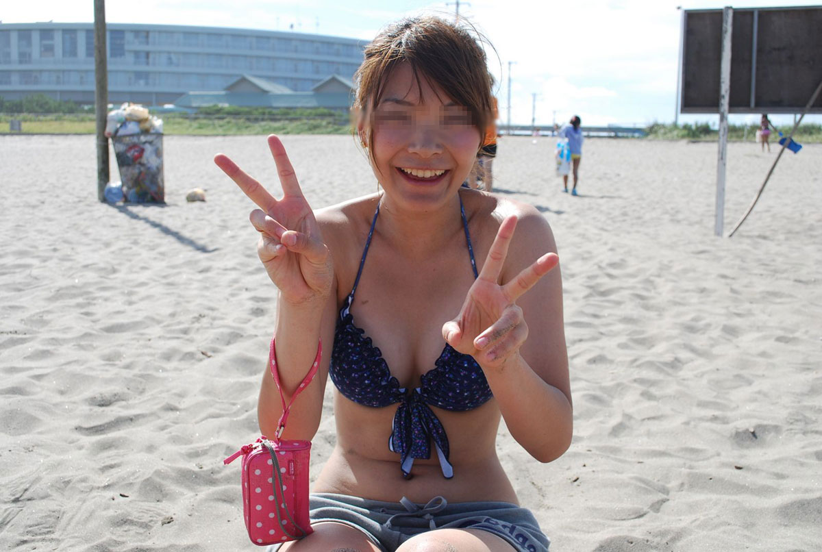 海に行くのは面倒なんて人向けの素人水着画像まとめ26